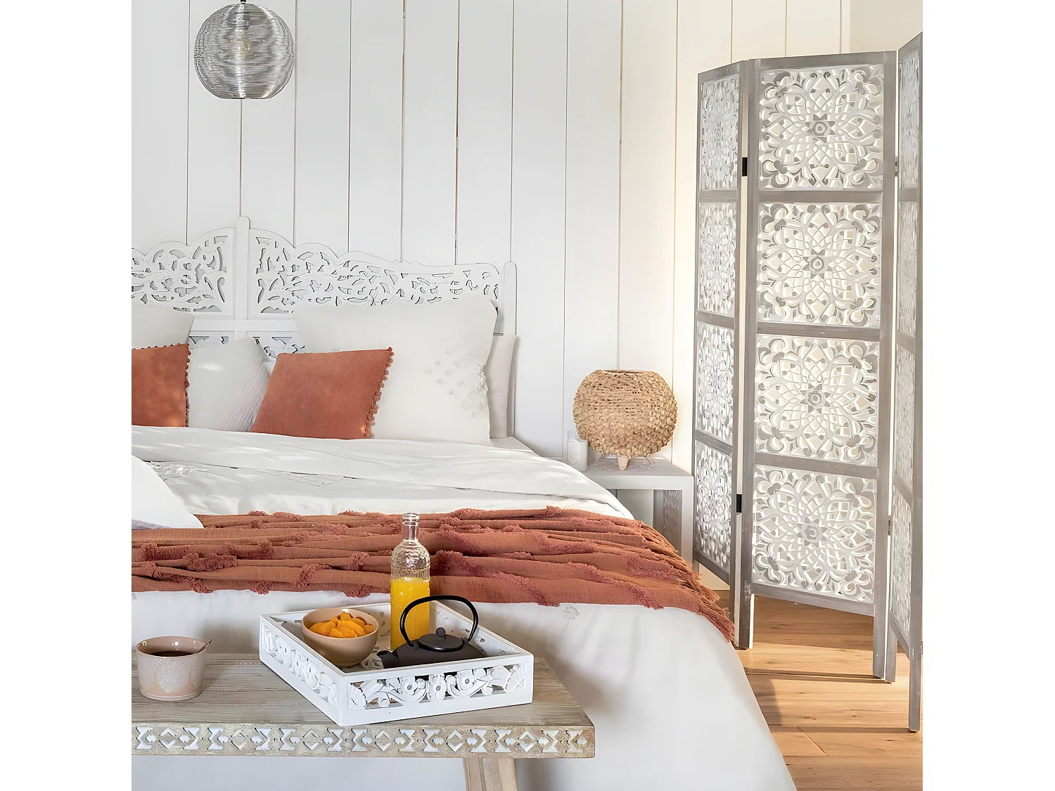 Paravent etnik en Bois sculpté et blanchi H 169 cm