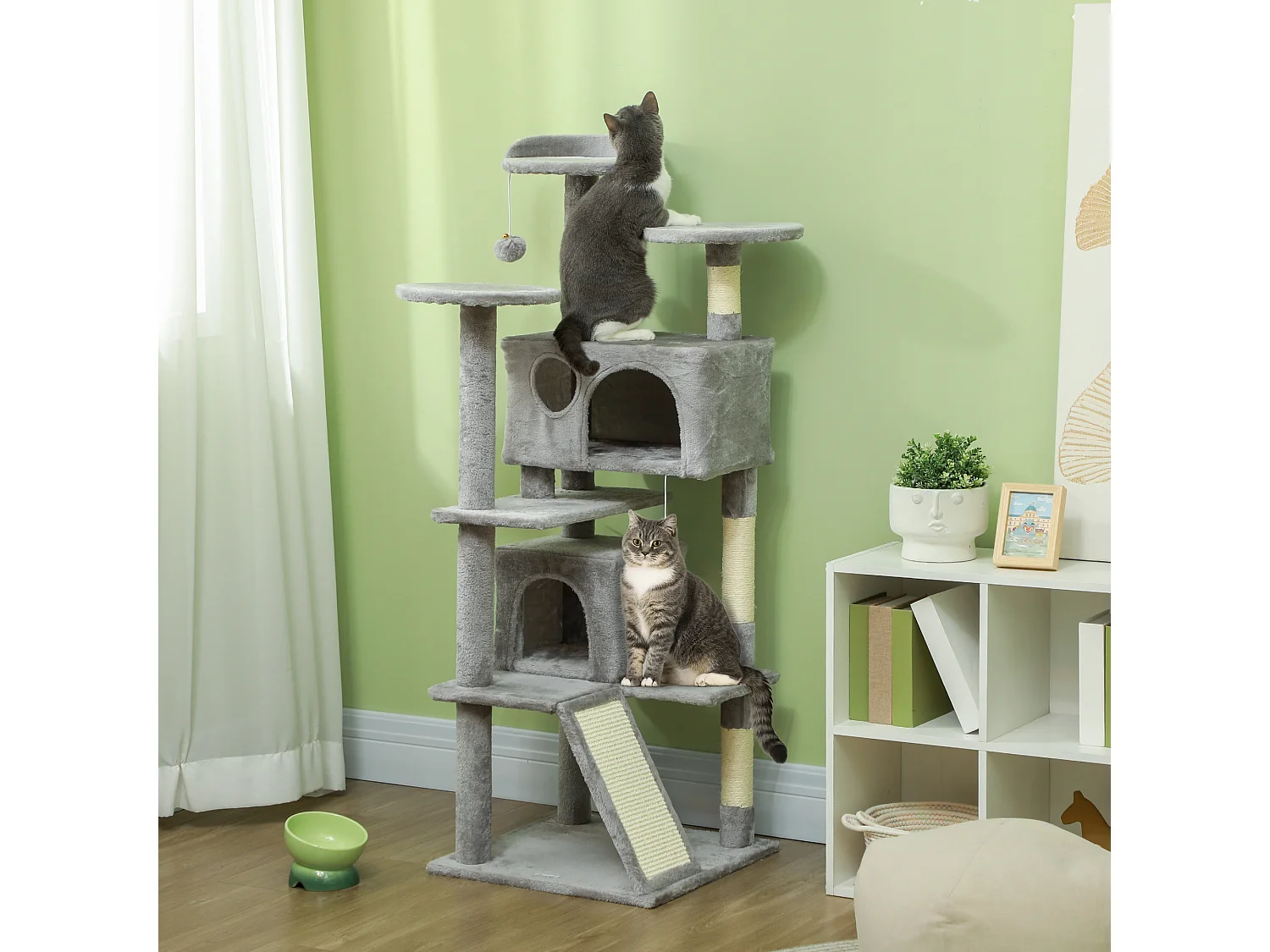 Arbre à chat 2 niches grattoir griffoirs plate-formes 2 niches 2 jouets pompons peluche grise
