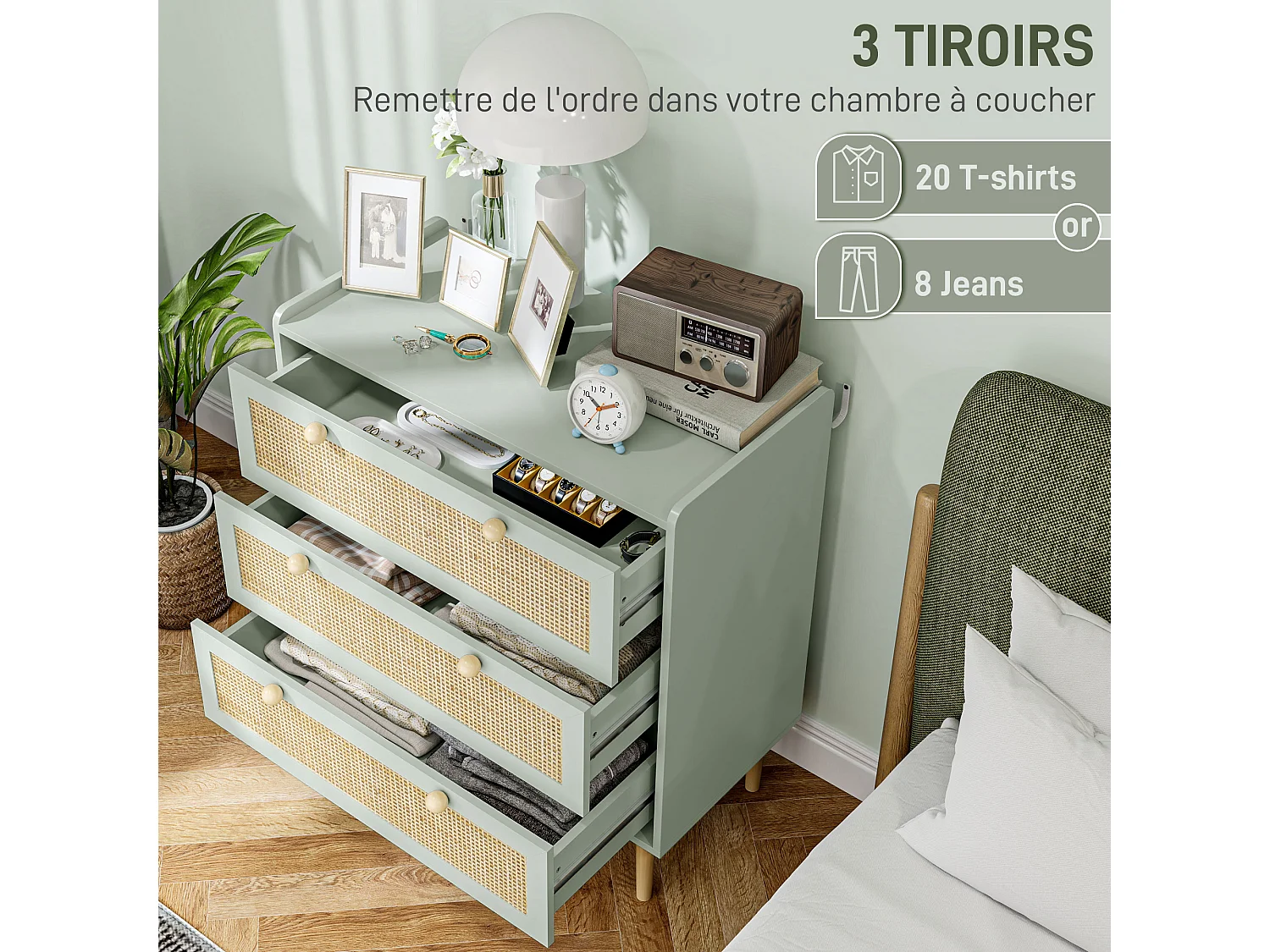 Commode 3 tiroirs style bohème chic cannage en rotin piètement effet bois vert de gris