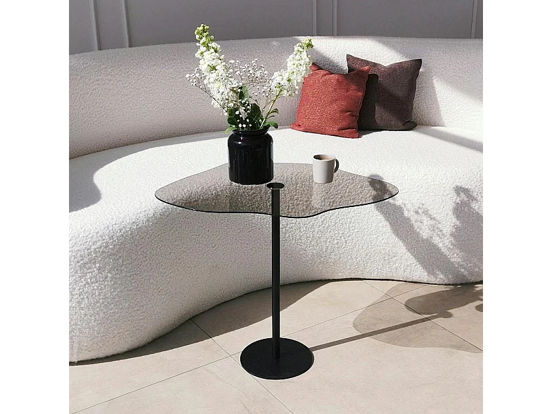 Bout de canapé verre fumé forme organique pied métal TULUM