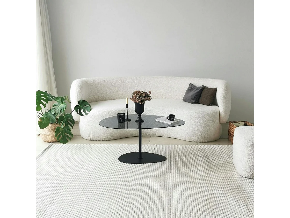 Table basse verre fumé, forme triangle organique TULUM