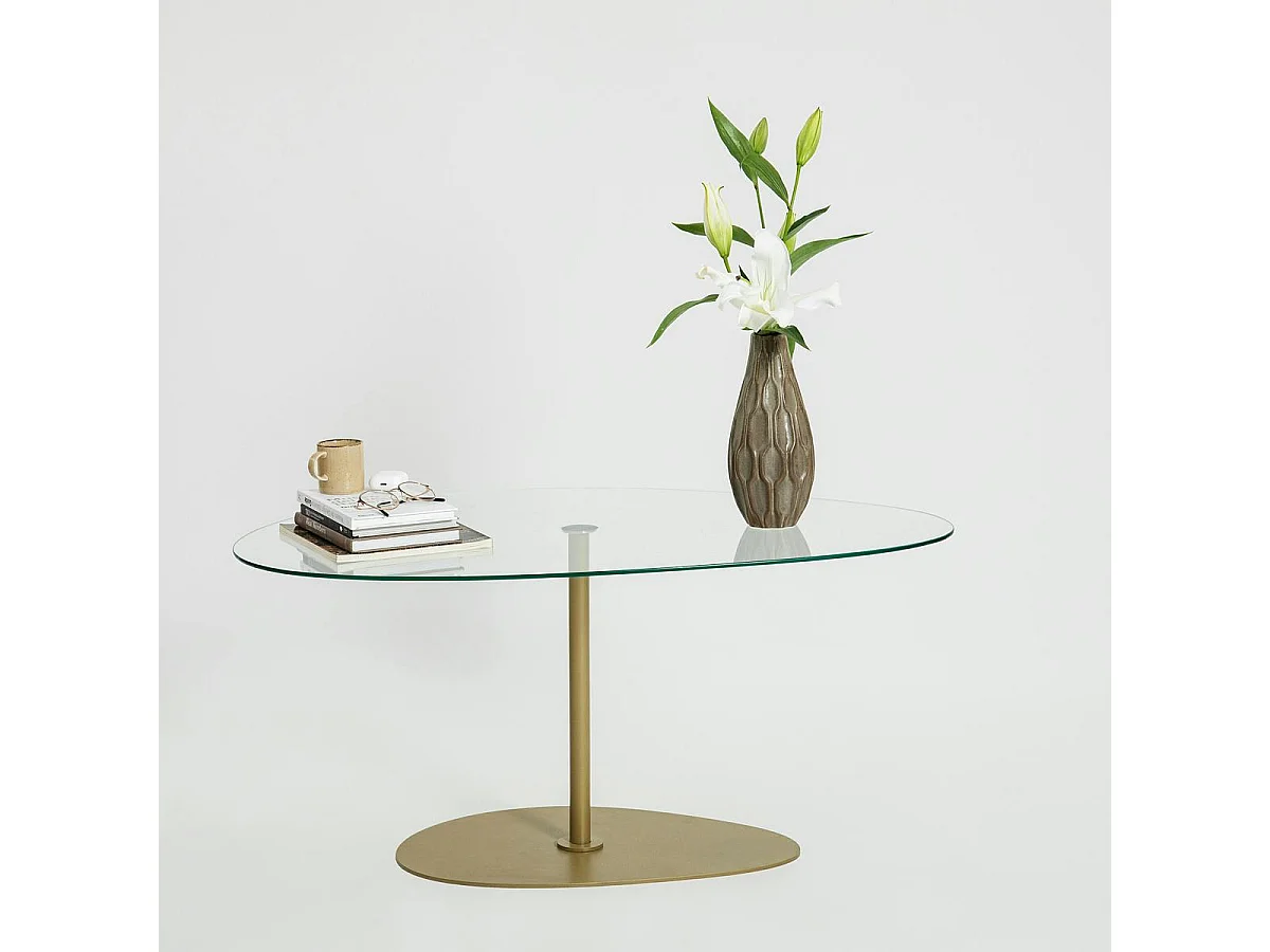 Table basse en verre forme triangle organique pied doré TULUM