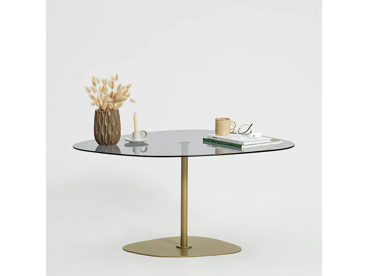 Table basse verre fumé minimaliste, galet et pied doré TULUM