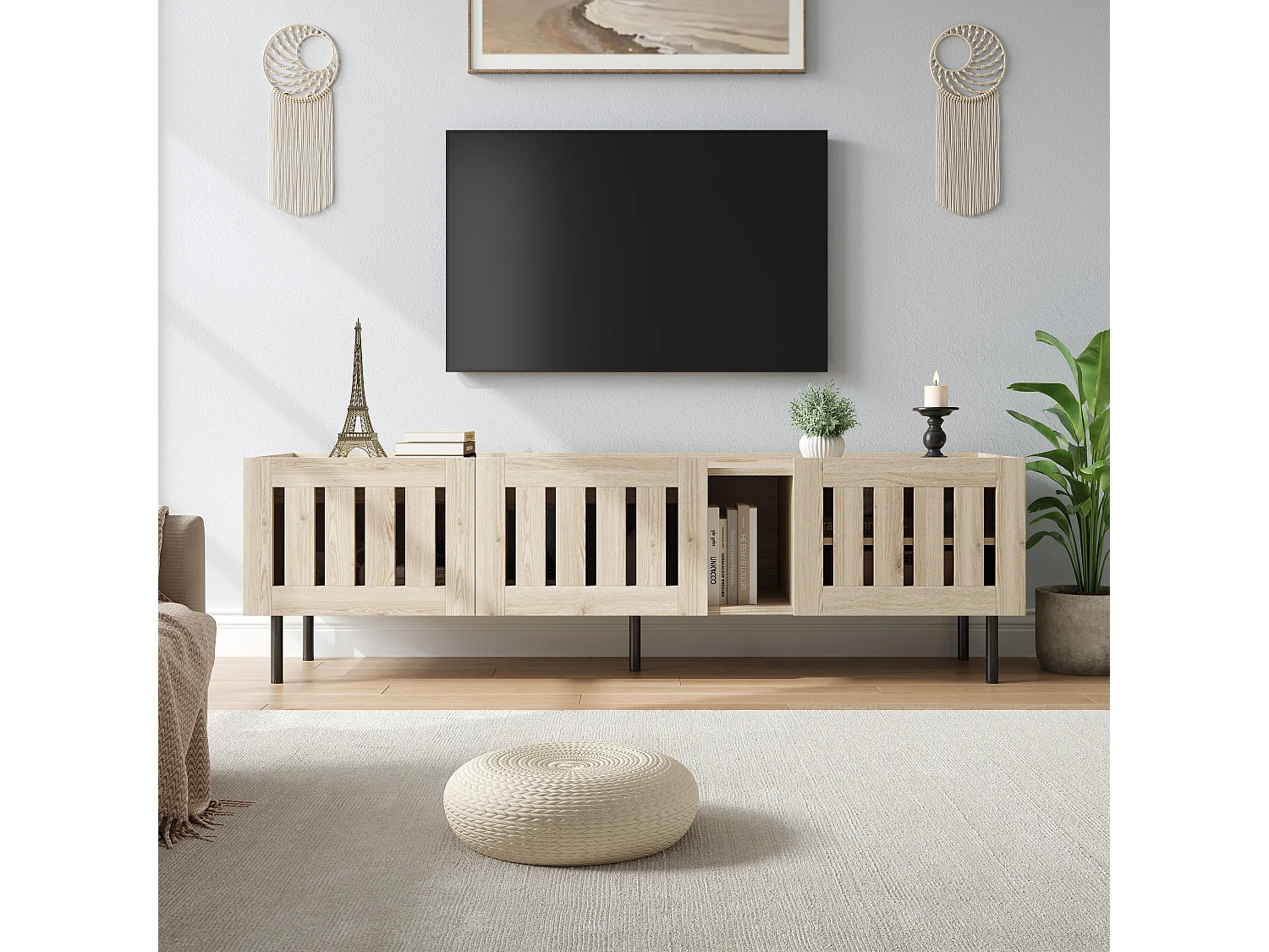 Minimalistischer, niedriger TV-Ständer – 160 x 40 x 47 cm – mit durchbrochenem Design und 3 Türen – für 65-Zoll-Fernseher – MDF – natur