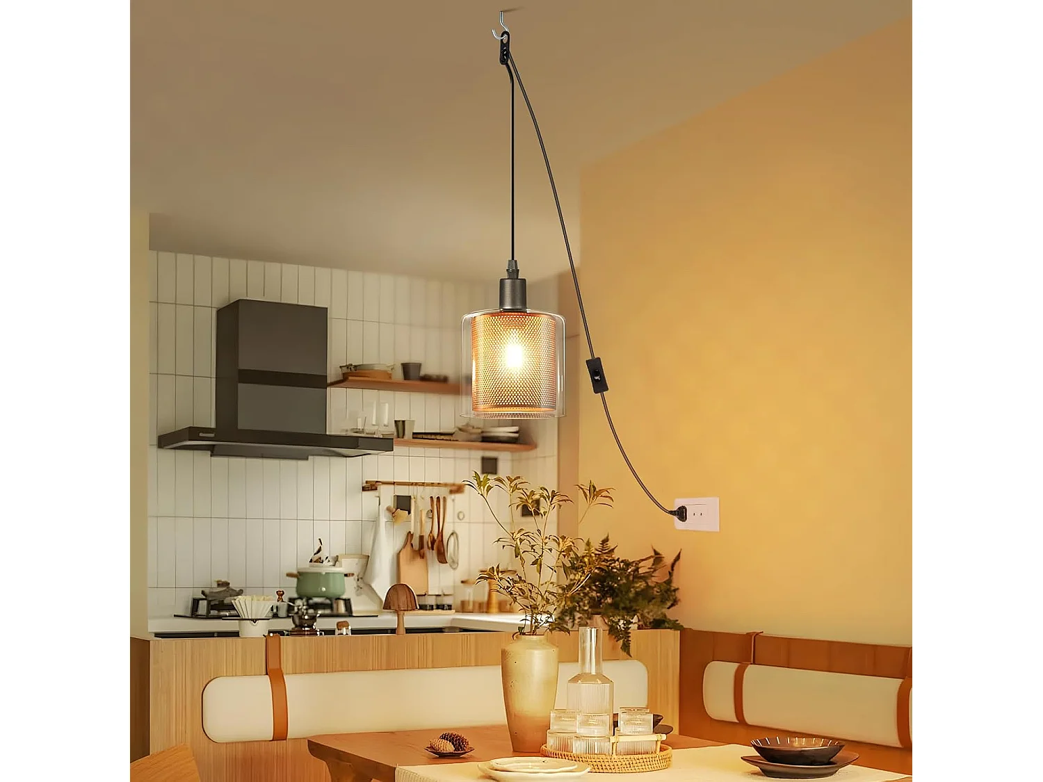 Lampa wisząca Nettlife Vintage 1-Bulb: złota szklana lampa wisząca z wtyczką i przełącznikiem, żarówka E14, 4,5-metrowy kabel metalowy w stylu retro