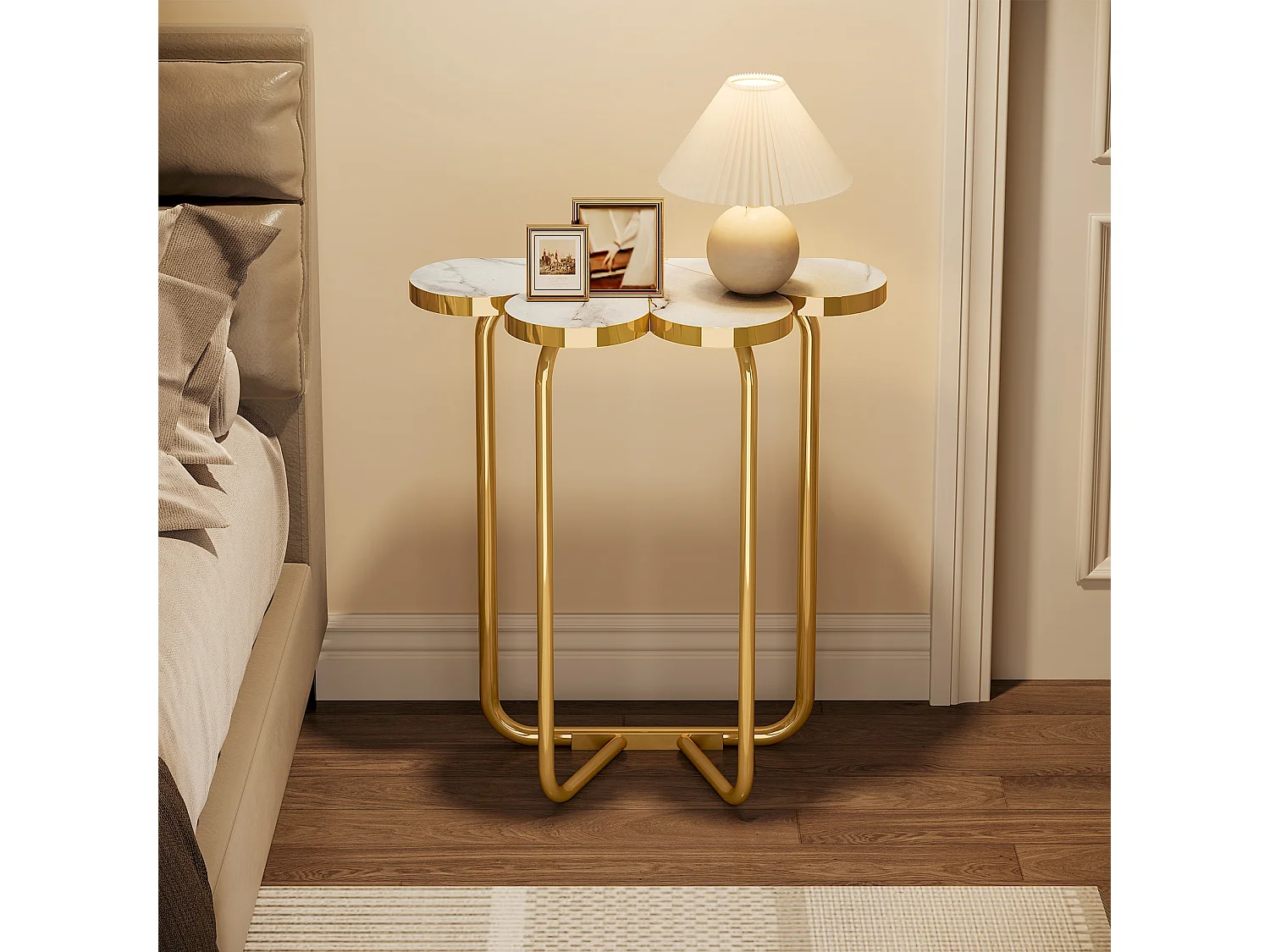 Table d'appoint étroite, table d'appoint demi-fleur avec cadre doré élégant et finition imitation marbre