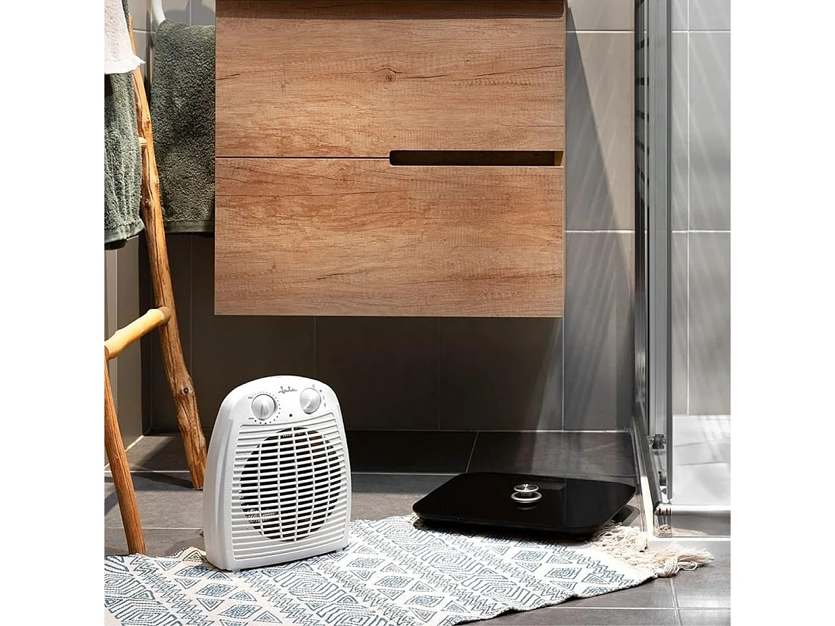 Calefactor ventilador Jata TV78 2 potencias de calor blanco