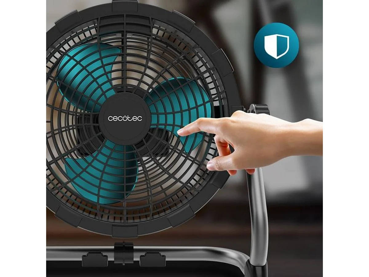 Ventilador de suelo Cecotec ProIndustry Portable 3 aspas 9 velocidades negro Ø24,5 cm