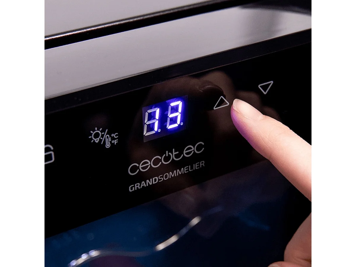 Vinoteca Cecotec Bolero GrandSommelier 1250 CoolCrystal 12 botellas con luz LED E negro 64,5 cm