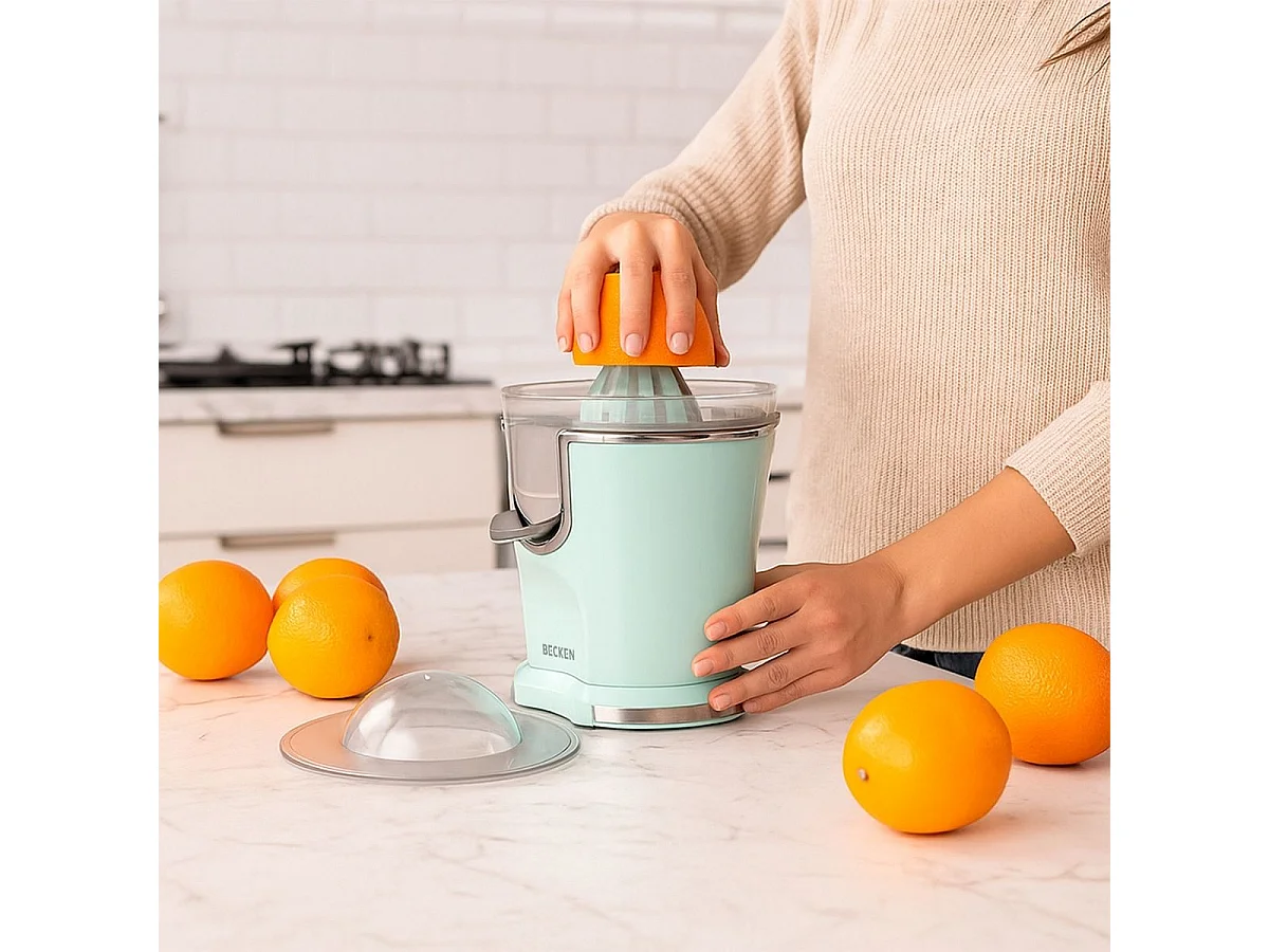 Exprimidor eléctrico Becken BCJ8767 100W con tapa protectora 230 ml verde