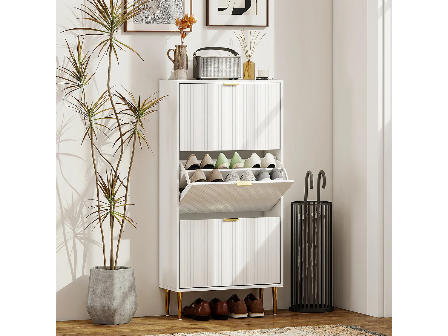 Meuble à chaussures style Art déco 3 portes piètement poignées métal doré 60 x 24 x 128 cm blanc