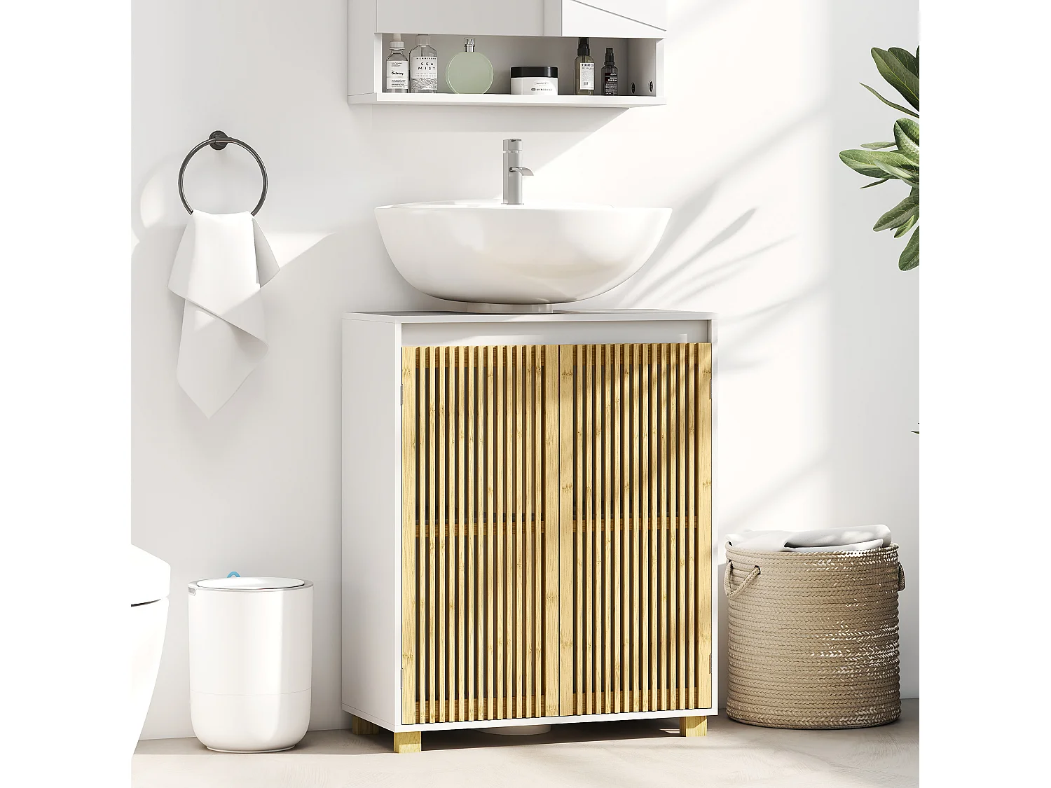 Meuble sous vasque en bois - 2 portes à lattes verticales, étagère - piètement bambou blanc