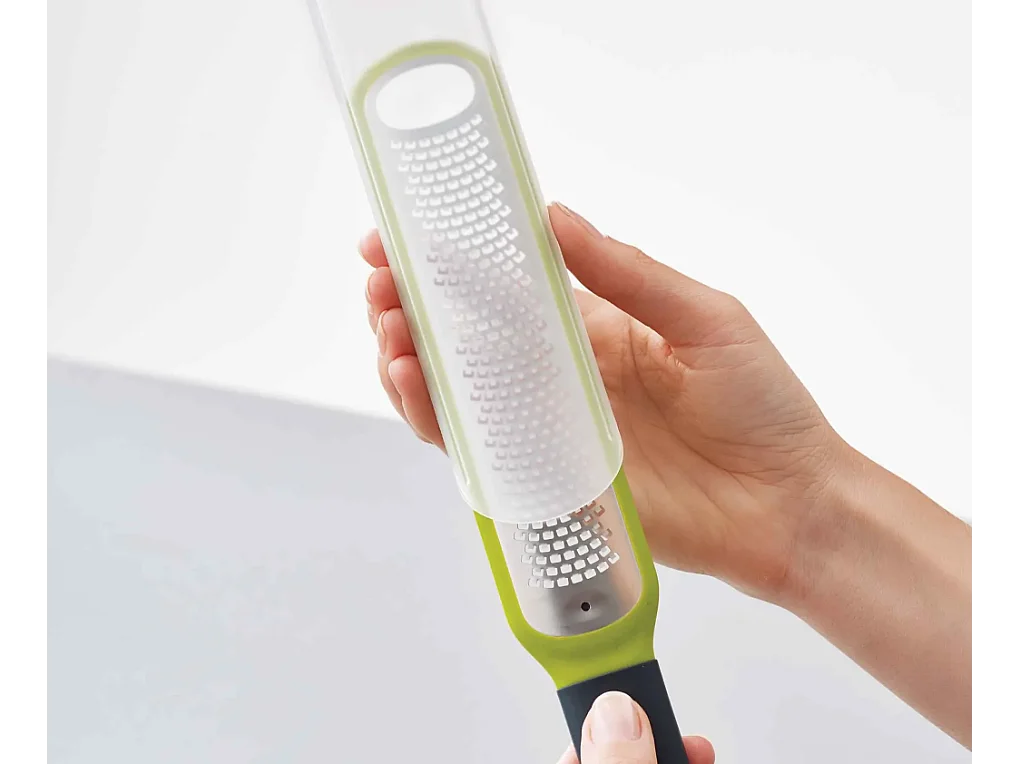 Rallador de cítricos verde Joseph Joseph Handi-Zest, diseño compacto y ergonómico para rallar cítricos con facilidad y precisión