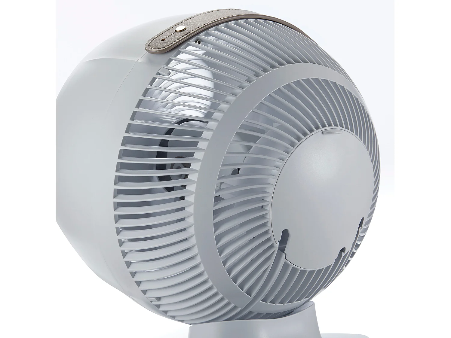 MEACO MeacoFan 1056 : ventilateur pour chambre et salon, ultra silencieux, oscillation 360°, 12 vitesses, télécommande, basse consommation, blanc