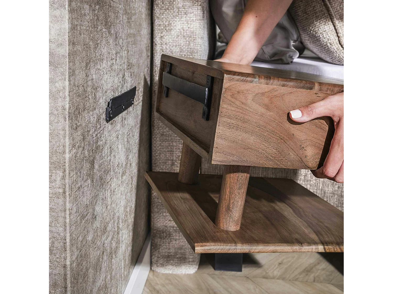 Table de chevet murale bois brun, tiroir & étagère NAKO