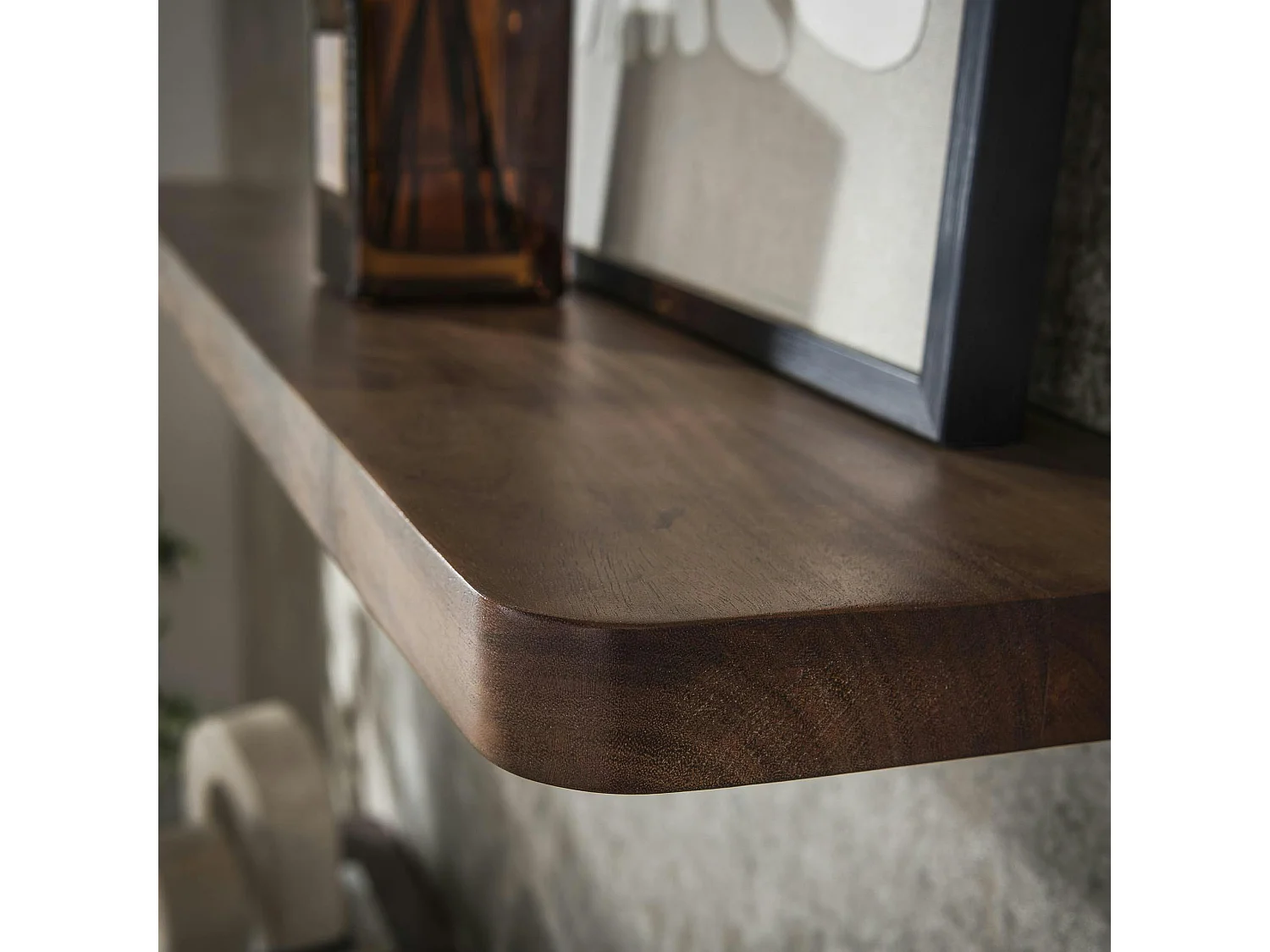 Etagère murale bois d’acacia brun bords arrondis 60 cm NAKO
