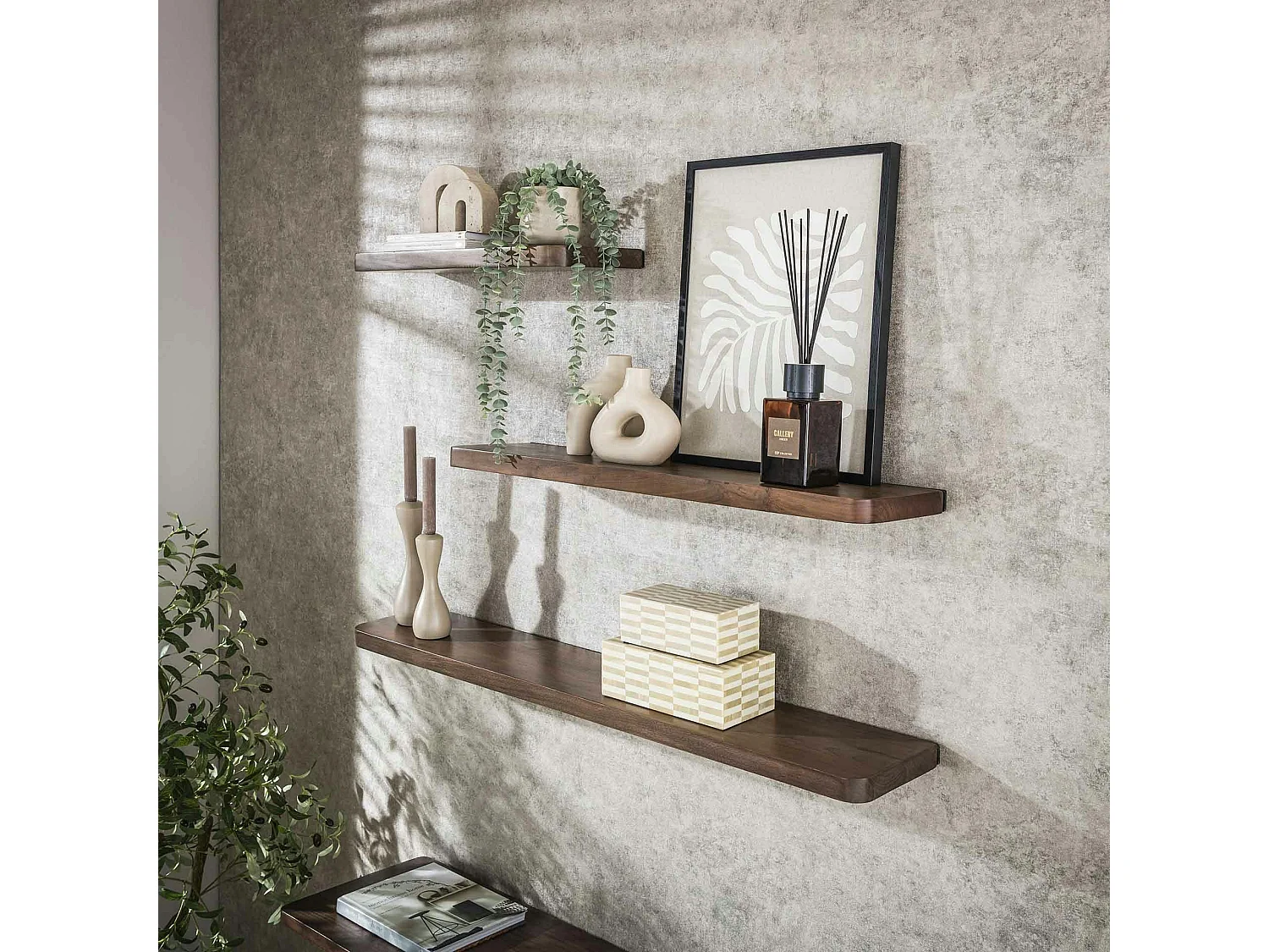 Etagère murale bois d’acacia brun bords arrondis 120 cm NAKO