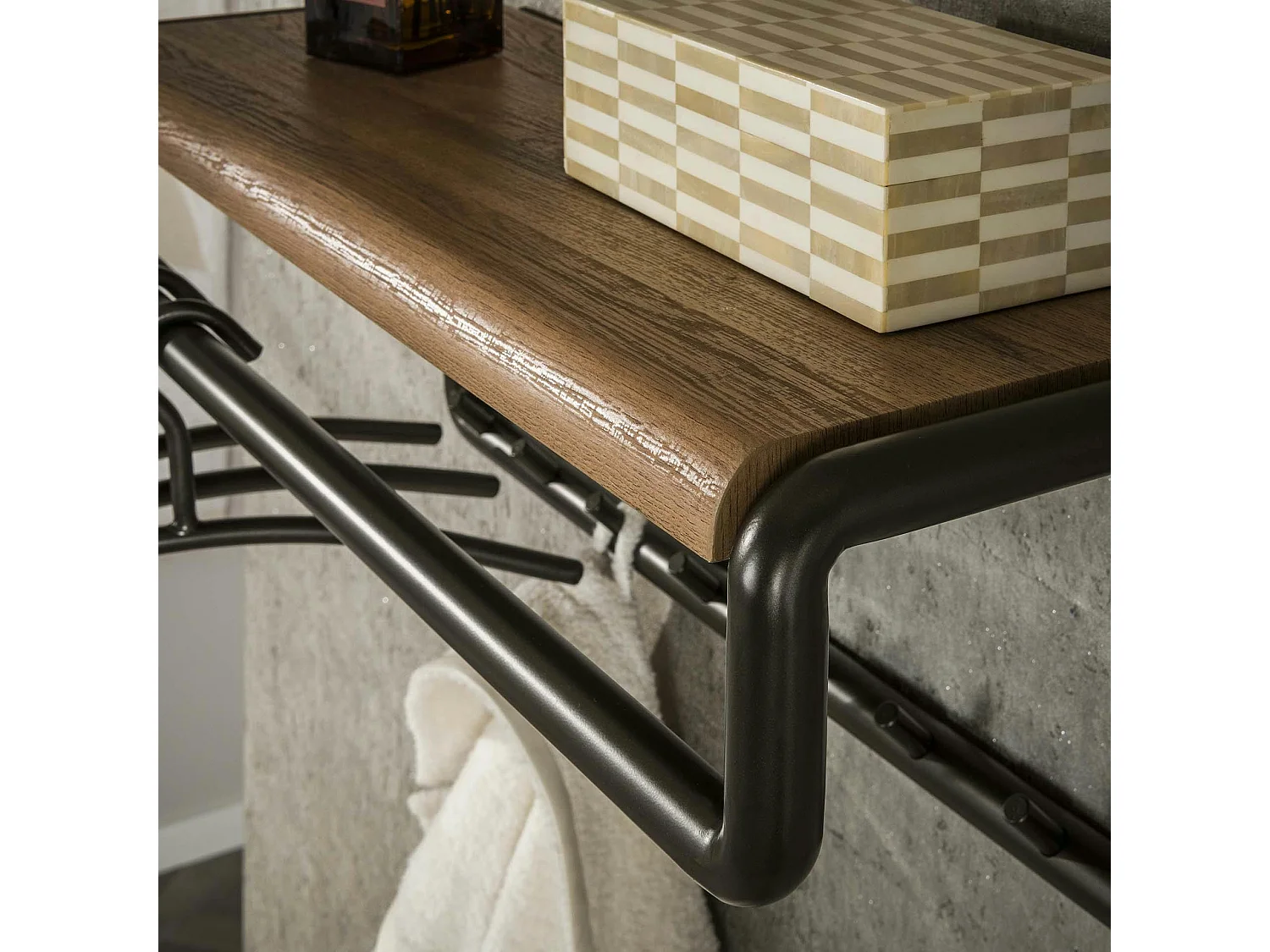 Portemanteau mural étagère effet bois & 8 crochets HELSINKI