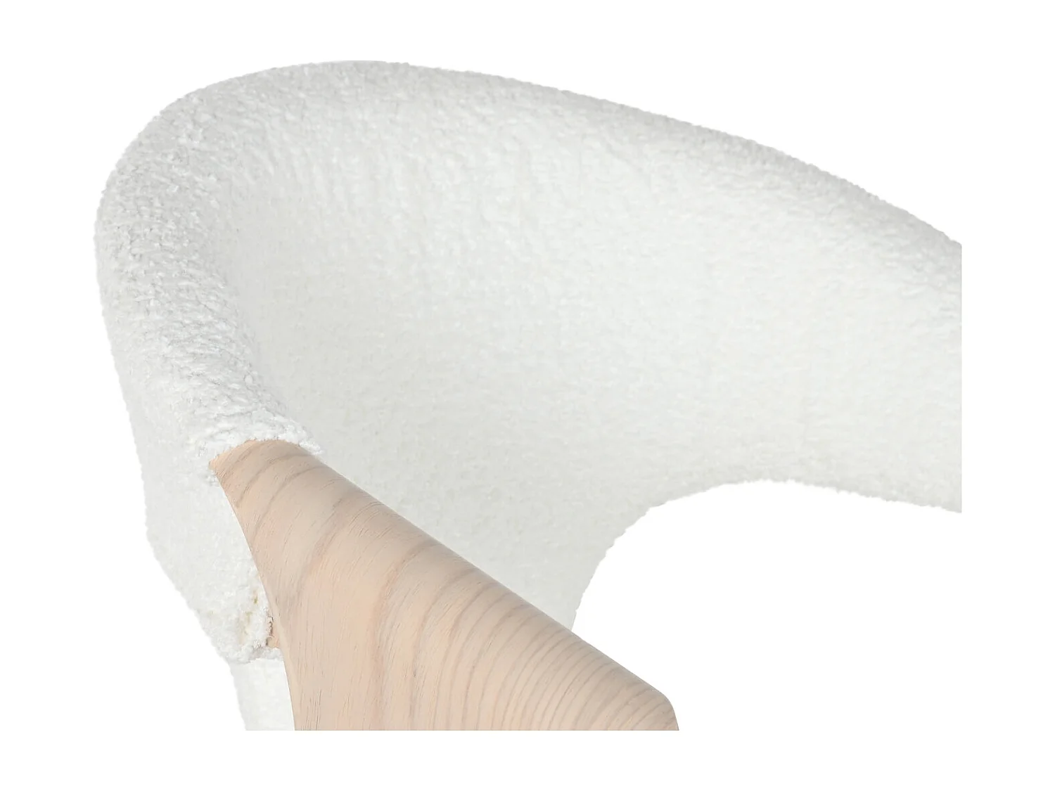 SILLA POLICARBONATO MADERA 54X47X81 TAPIZADO BEIGE ideal para tu hogar aportando glamour y un toque especial a tu casa.