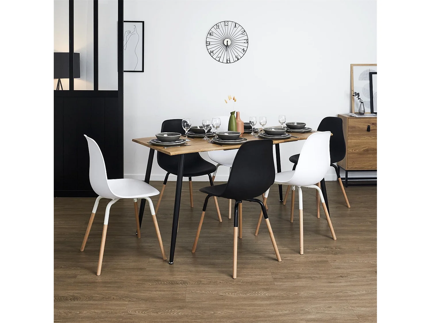 Table extensible pour 4 à 6 personnes en bois Honoré  - Marron et noir