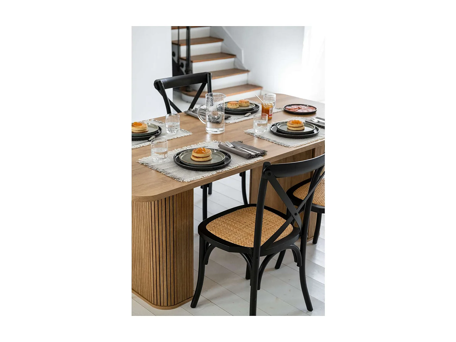 Table à manger Colva pour 6 personnes en bois - Marron