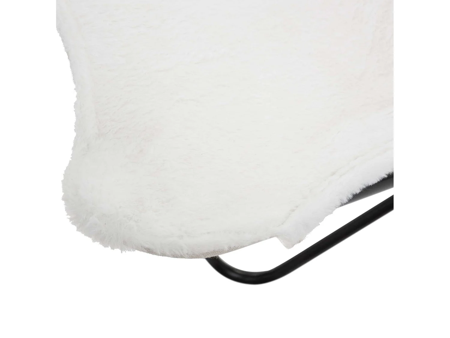 Fauteuil papillon imitation fourrure OSLO - Blanc