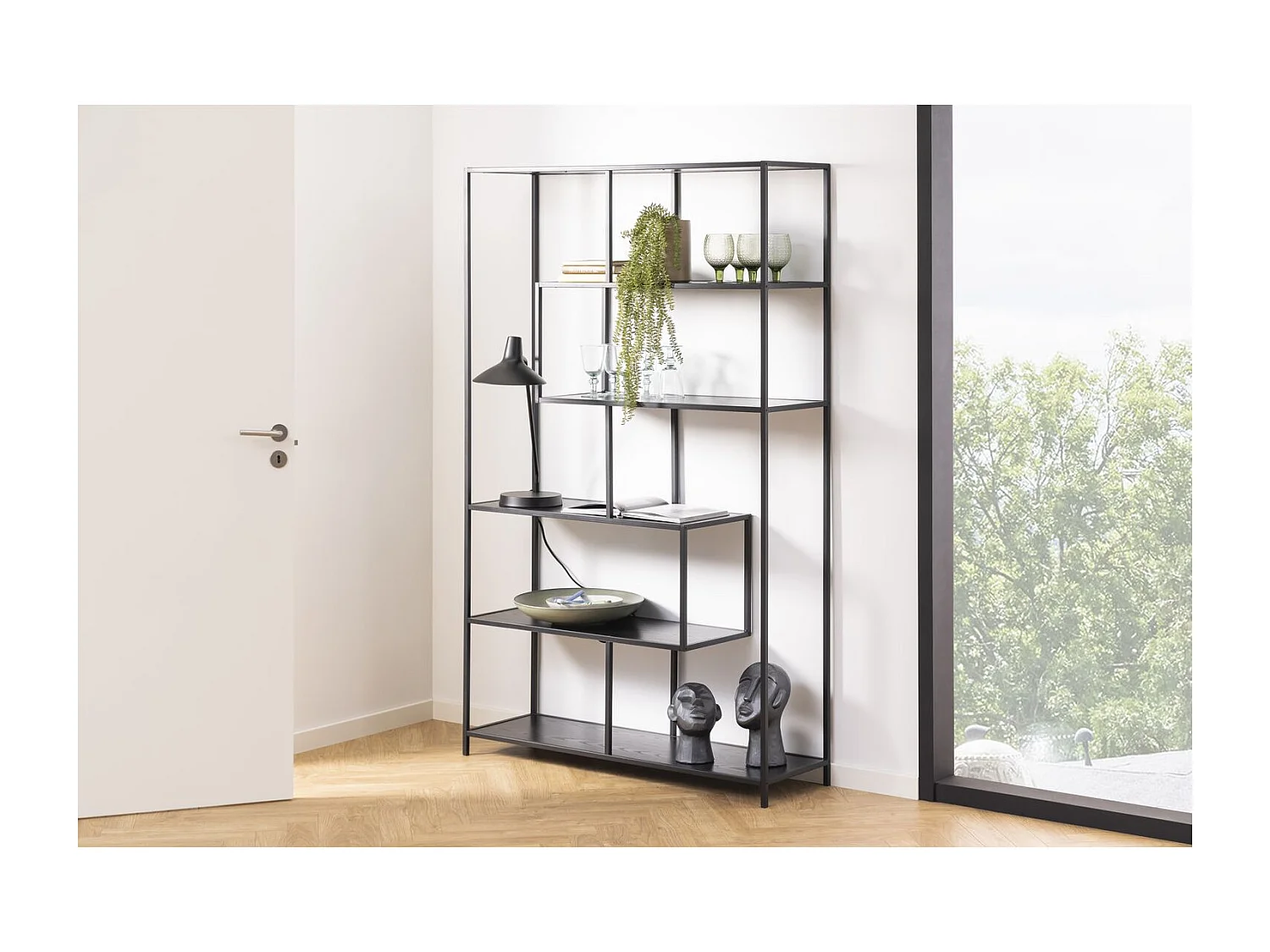 Grande Bibliothèque haute 5 étagères asymétriques en MDF et métal - Noir
