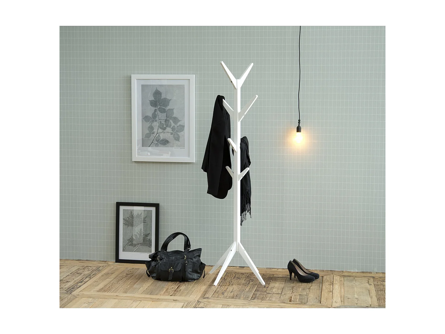 Porte-manteau Gary sur 4 pieds en MDF avec 8 accroches