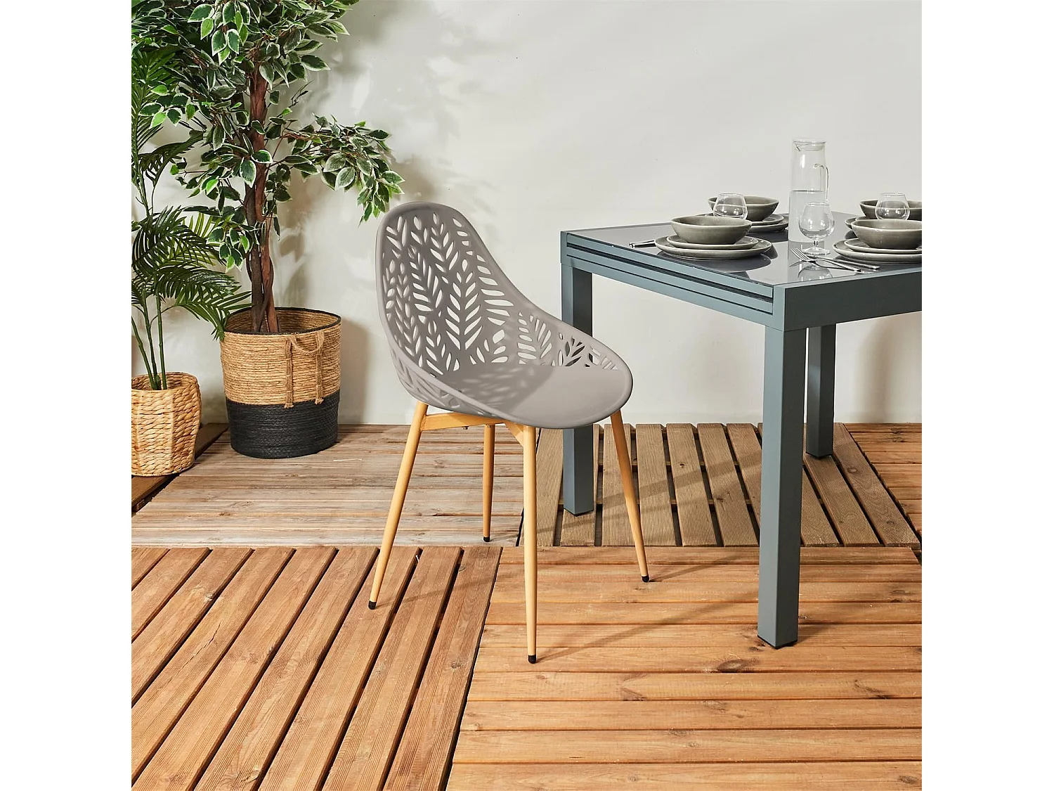 Lot de 4 chaises d'extérieur Calvi en polypropylène