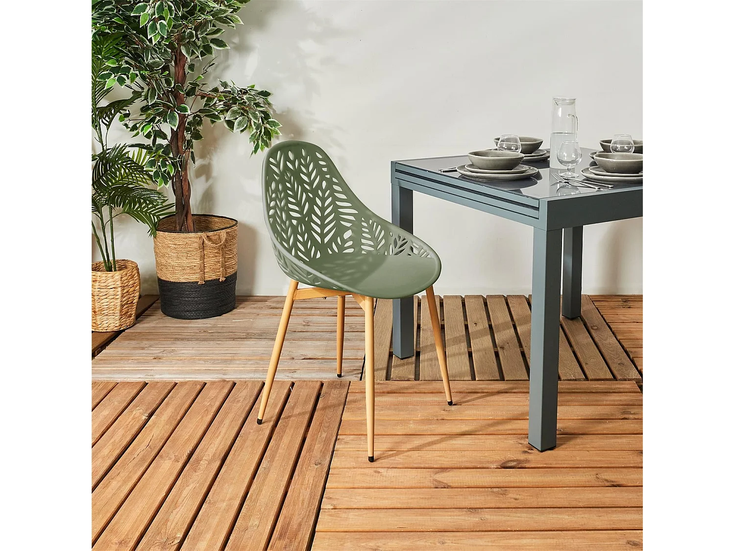 Lot de 4 chaises d'extérieur Calvi en polypropylène