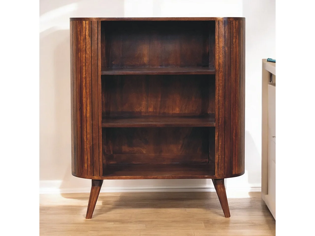 Artisan Furniture Bois massif Meuble Ouvert Cortez en Châtaignier