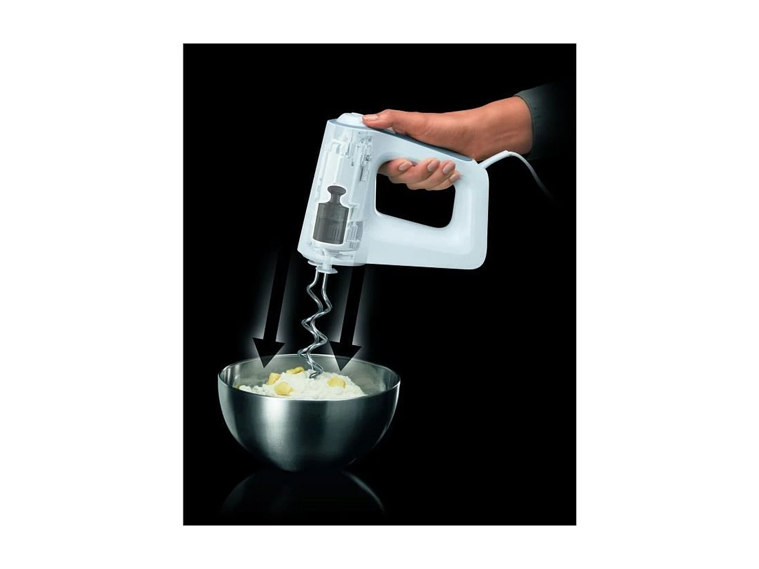 Batteur Fouet Braun MultiMix 3 500W 5 Vitesses avec Pétrins, Mini Hachoir 500ml et Verre Doseur 600ml