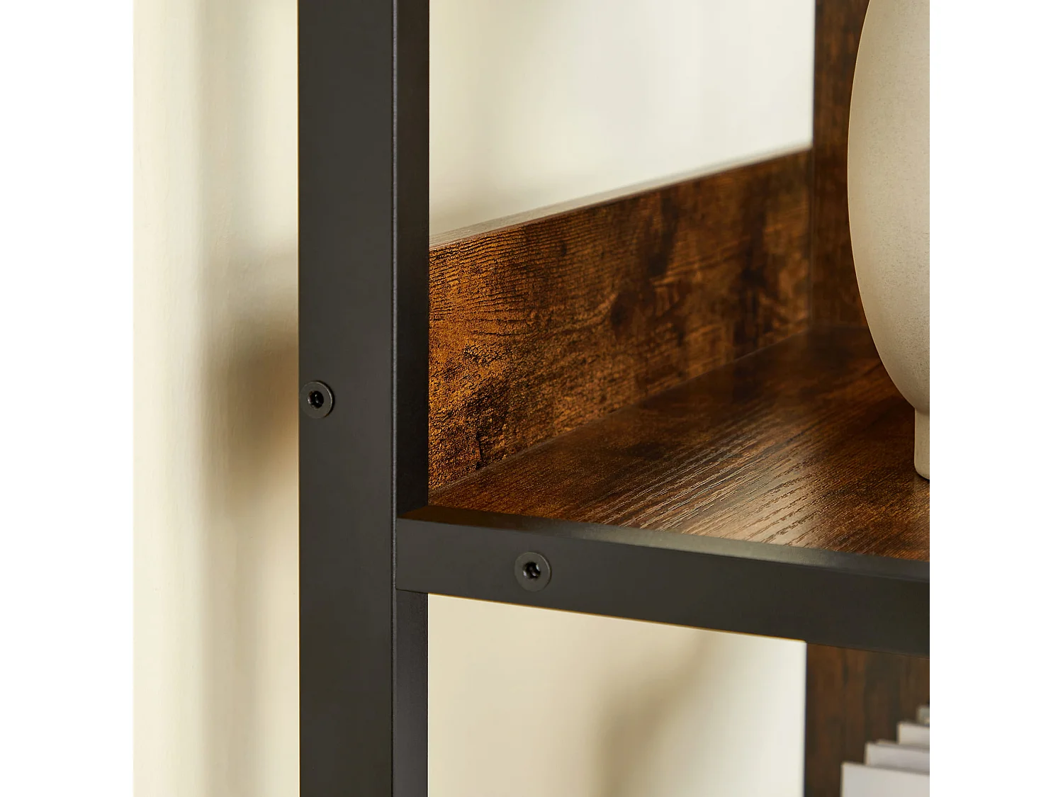 Valora Regal Bücherregal Rustikales braunes Metall für das Wohnzimmer