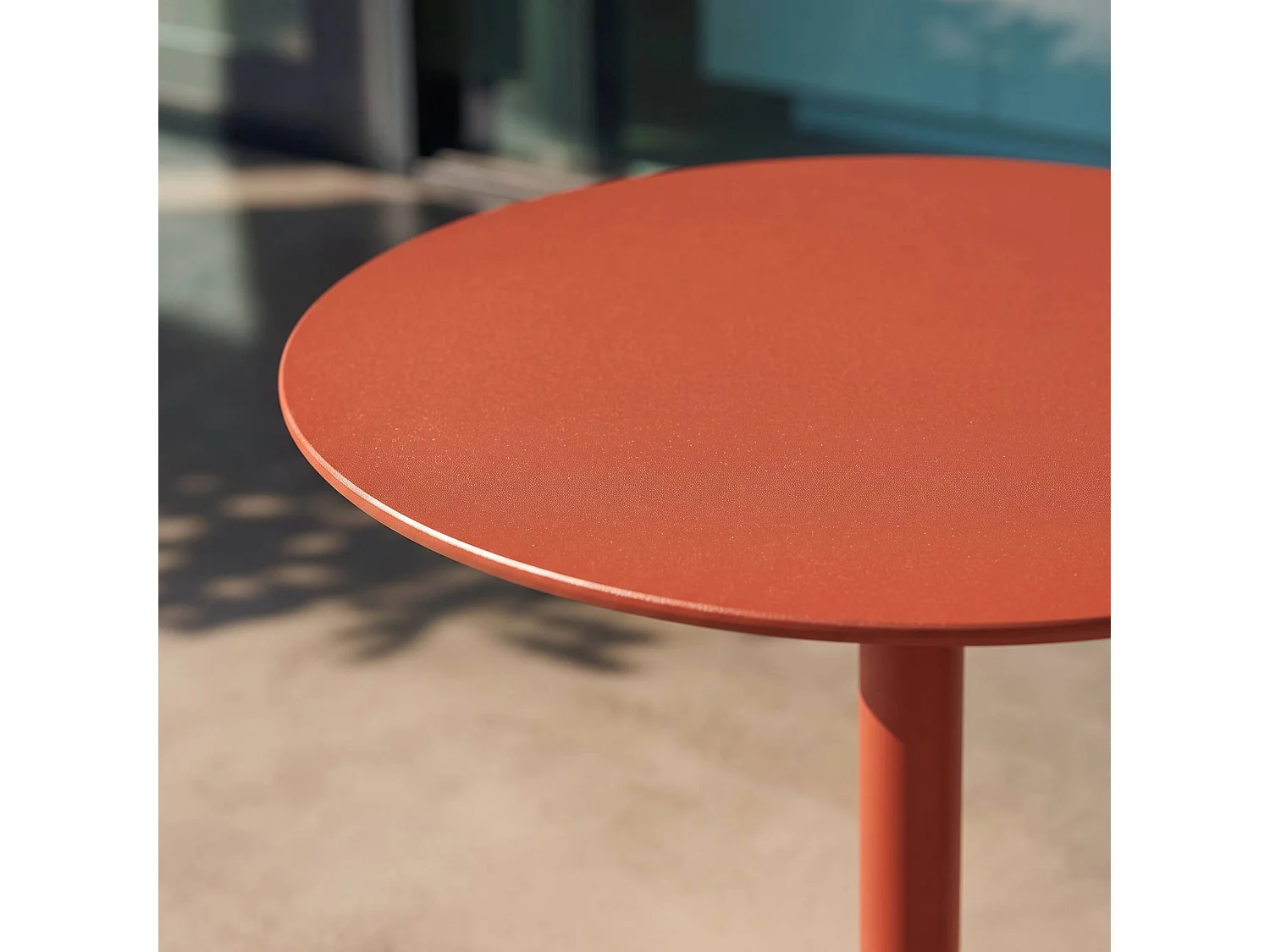 Tavolo da giardino bistrot rotondo in acciaio, 2 posti, Orea, Terracotta, 60x60x73 cm