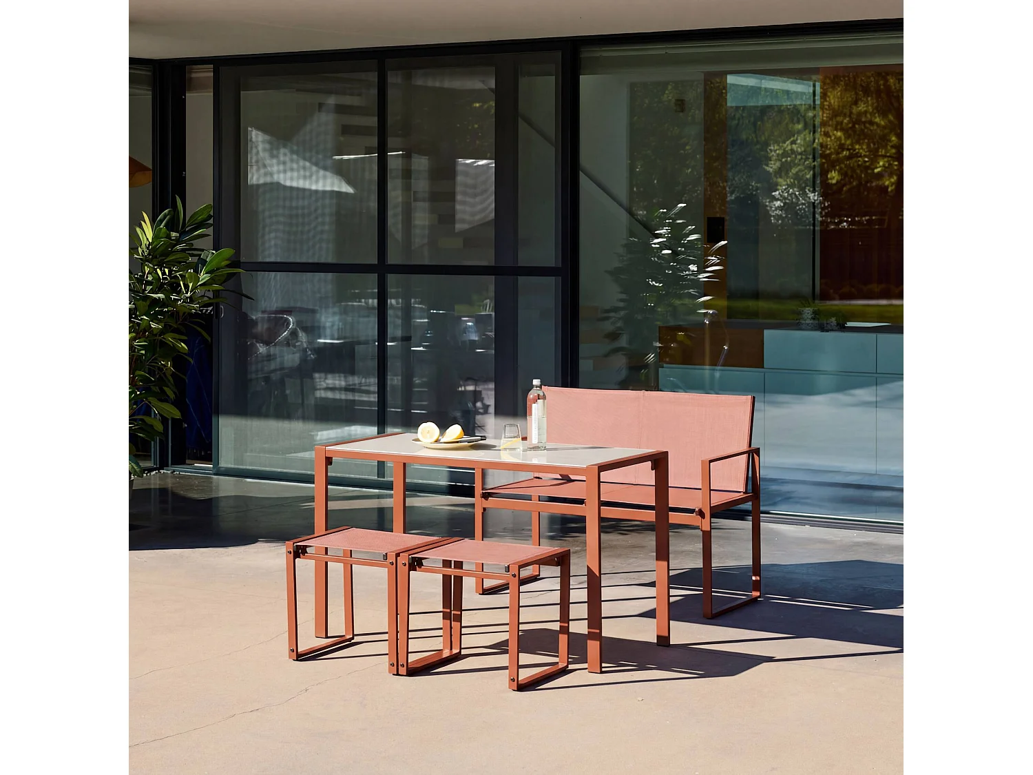 Set tavolo da giardino incastrabile in acciaio e textilene con 4
