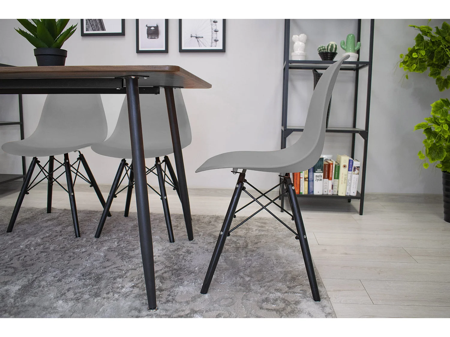 Chaise Valora OSAKA Gris Noir Pieds Design Ergonomique x3