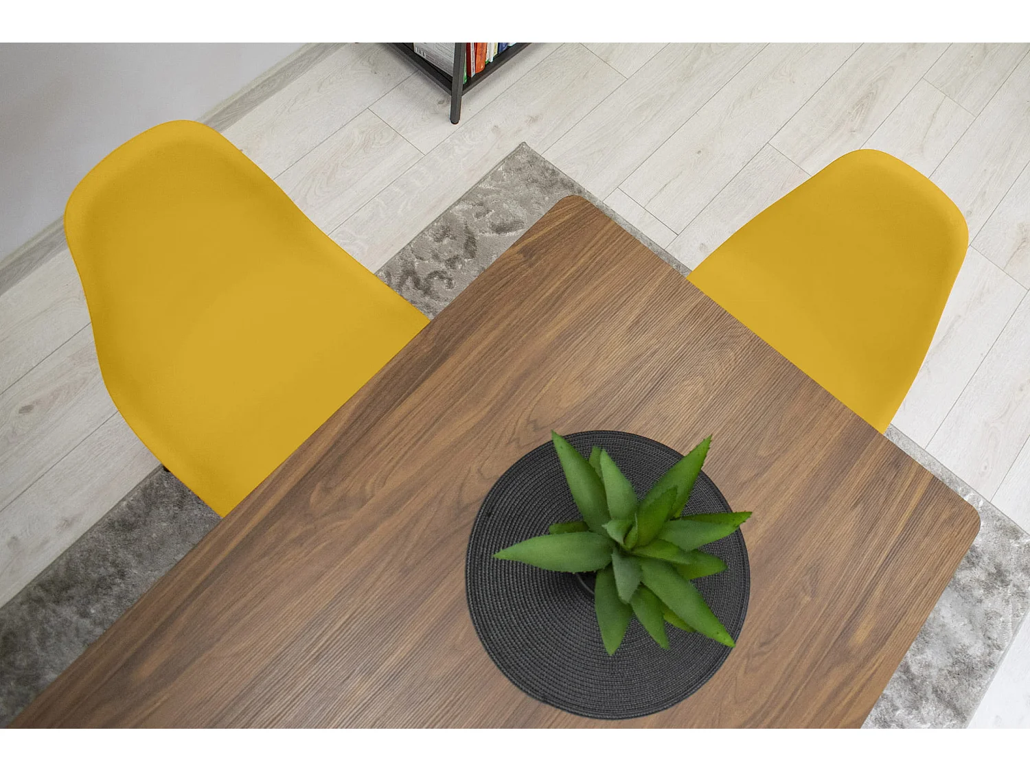 Chaise Valora OSAKA, pieds noirs moutarde, pour salle à manger (x4)