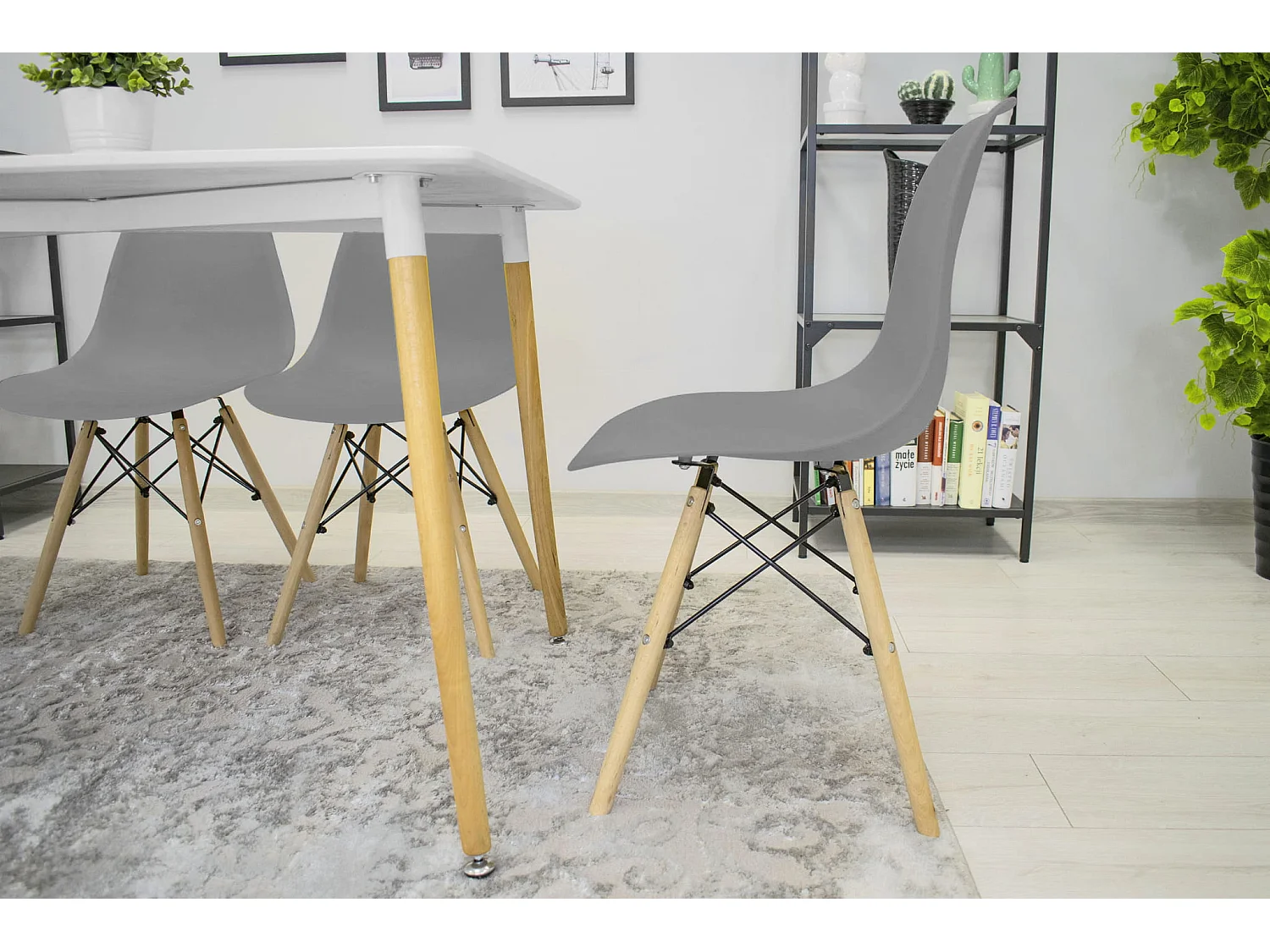 Valora OSAKA Stuhl, graue Holzbeine, ergonomisches Design, 3 Stück