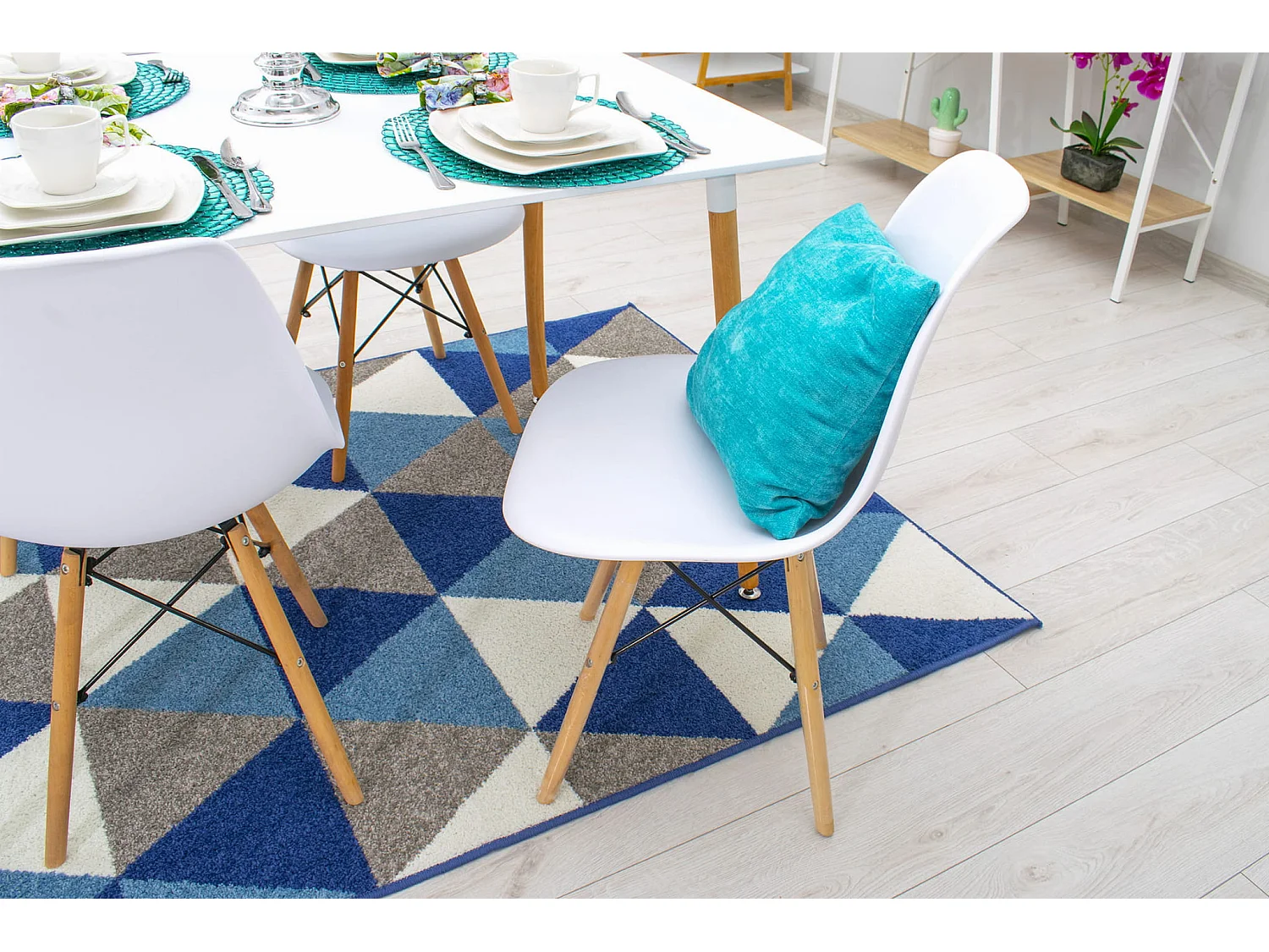 Chaise Valora OSAKA blanche, pieds naturels, pour salon x3