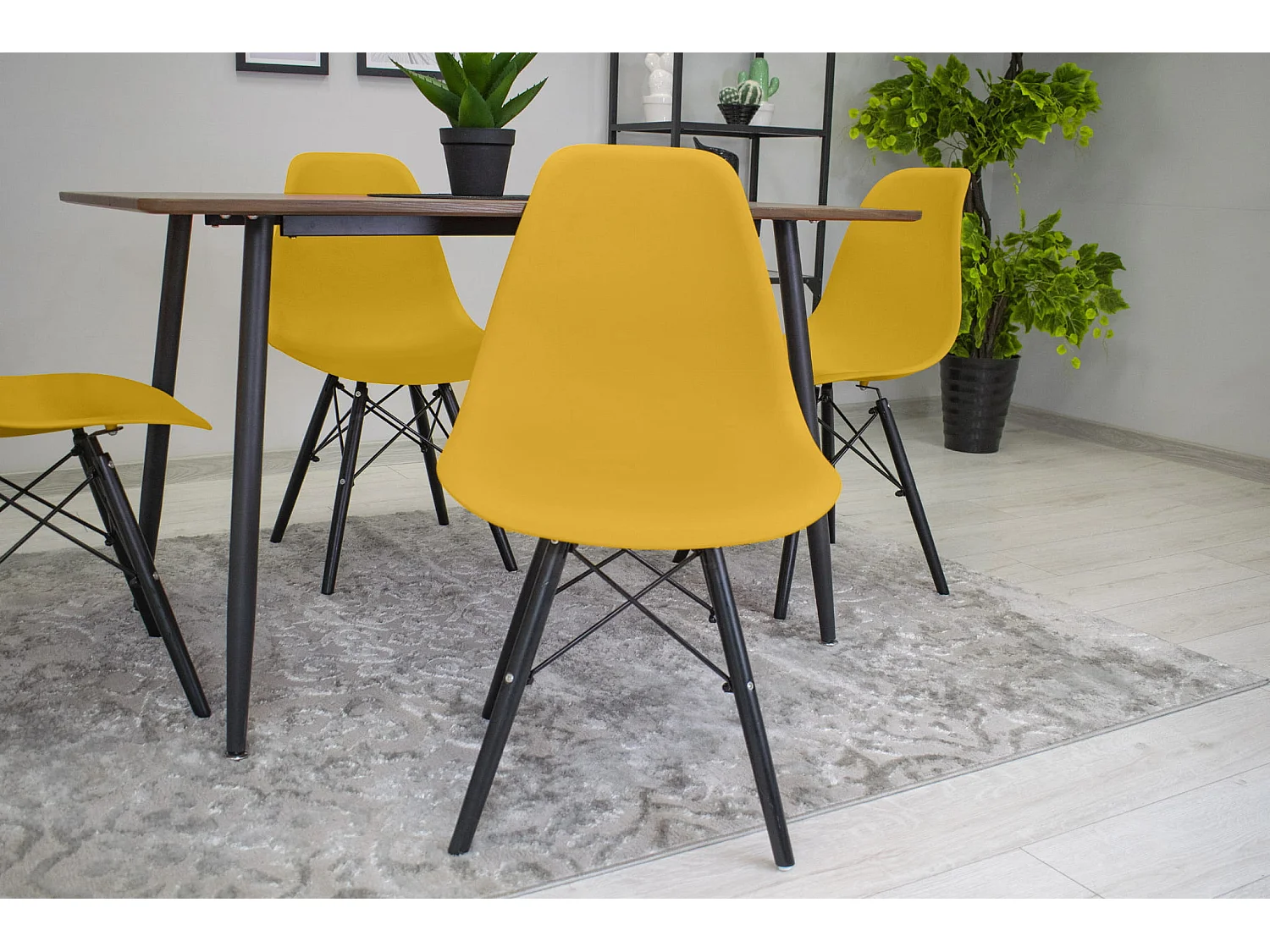 Silla Valora OSAKA color mostaza con patas negras para sala de estar (x3)