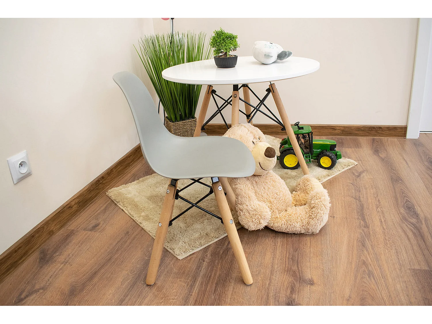 Valora ZUBI stoel ergonomisch grijs voor kinderkamer x3