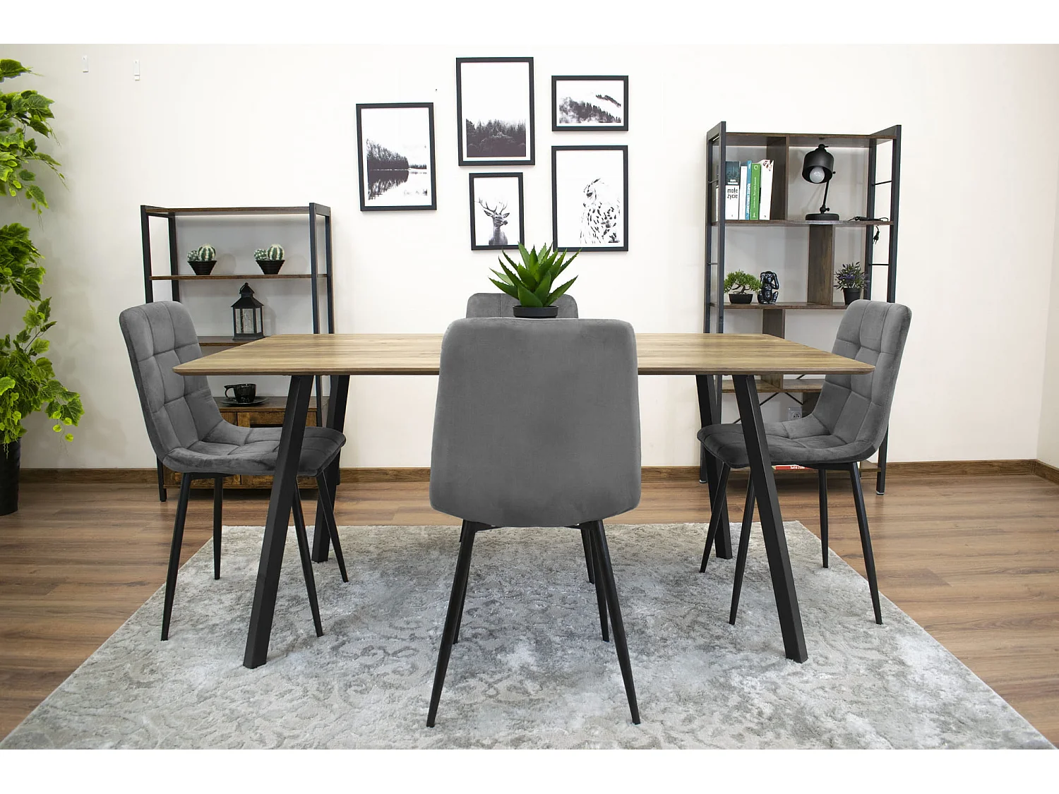 Chaise Valora PYRA en velours gris foncé, design moderne x3