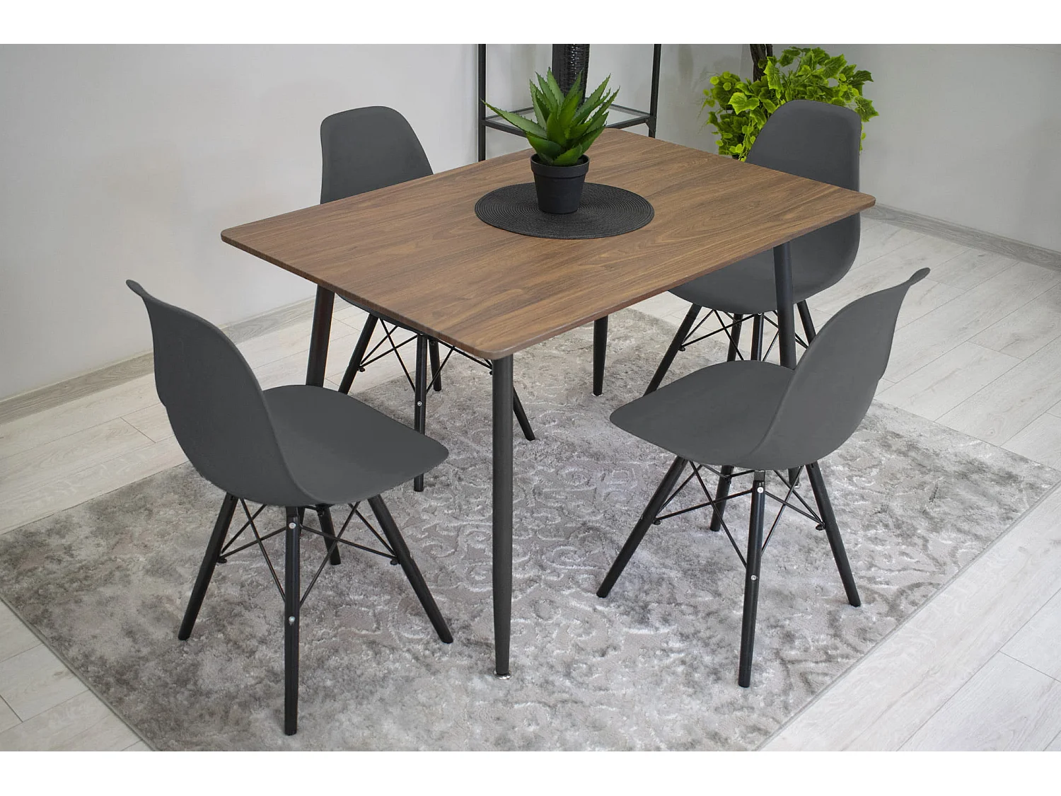 Cadeira Valora OSAKA Cinza Escuro com Pés Pretos para Sala de Estar x3