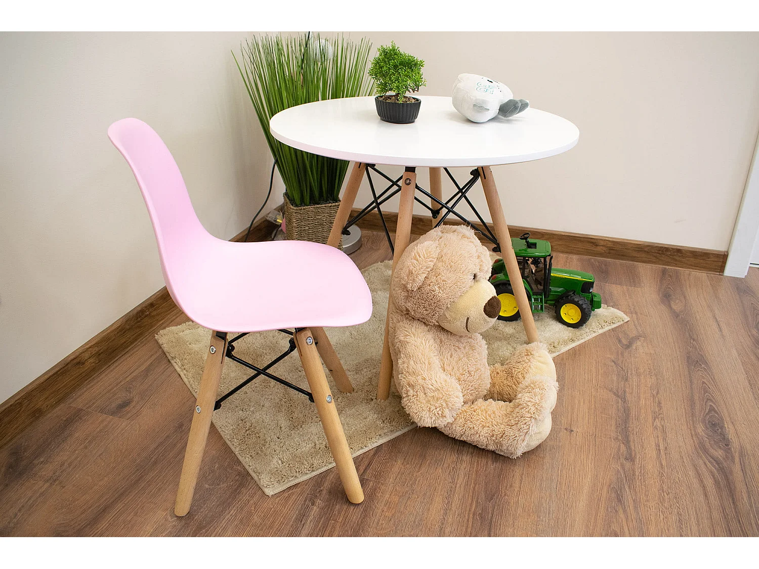 Valora ZUBI stoel roze polypropyleen beuken poten x4