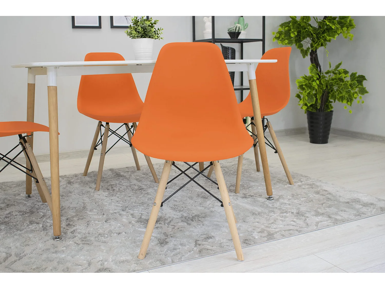Valora OSAKA Chaise ergonomique orange pieds naturels pour salon x3