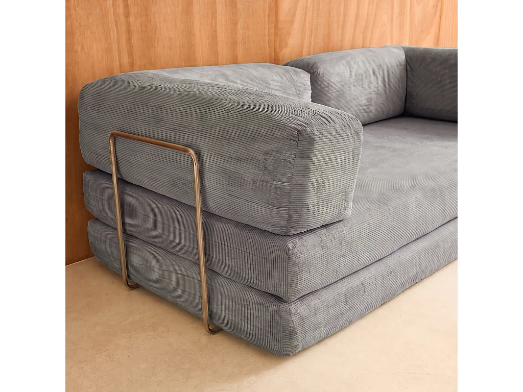 Sofá cama con futón plegable en pana y estructura cromada, 3 plazas