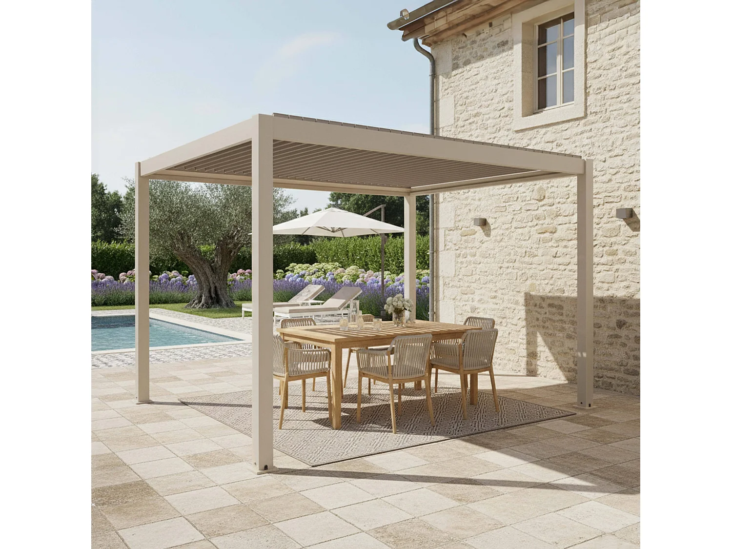 Vrijstaande pergola 3x4m en 2 crèmekleurige houten jaloezieën