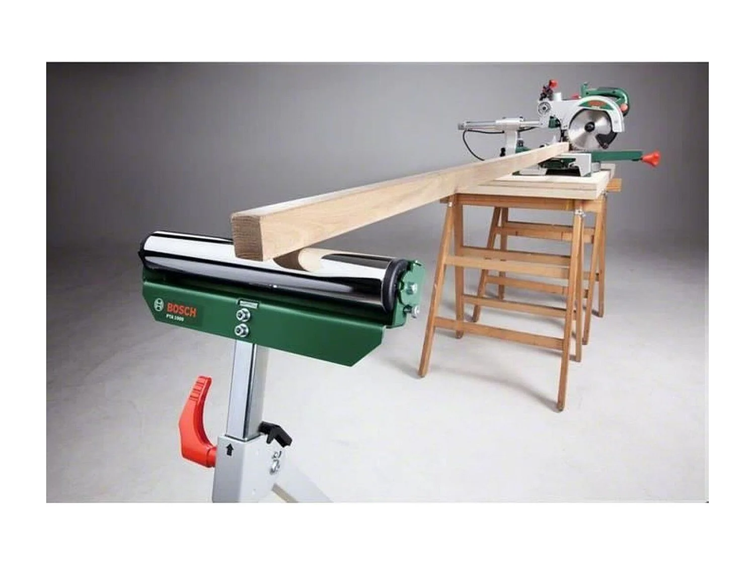 Regulowany wspornik łożysk Bosch PTA 1000 700-1150 mm, udźwig 100 kg, wielokolorowy