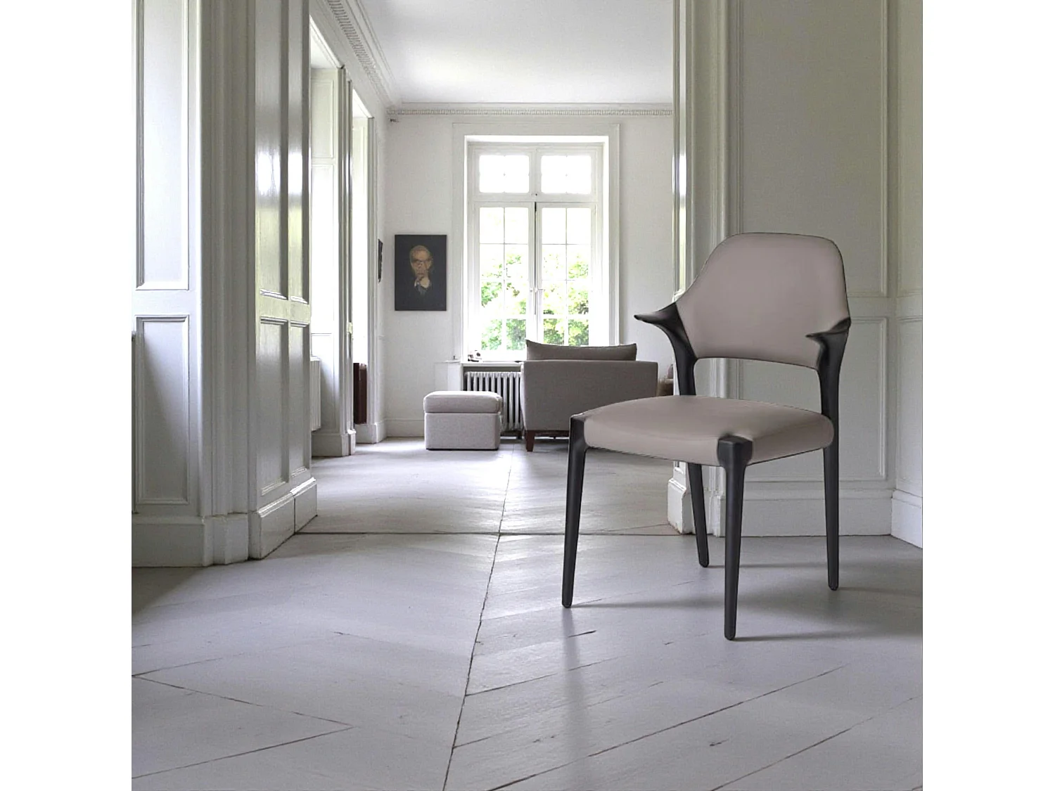 Chaise en cuir gris foncé design, accoudoirs bois noir ALDER