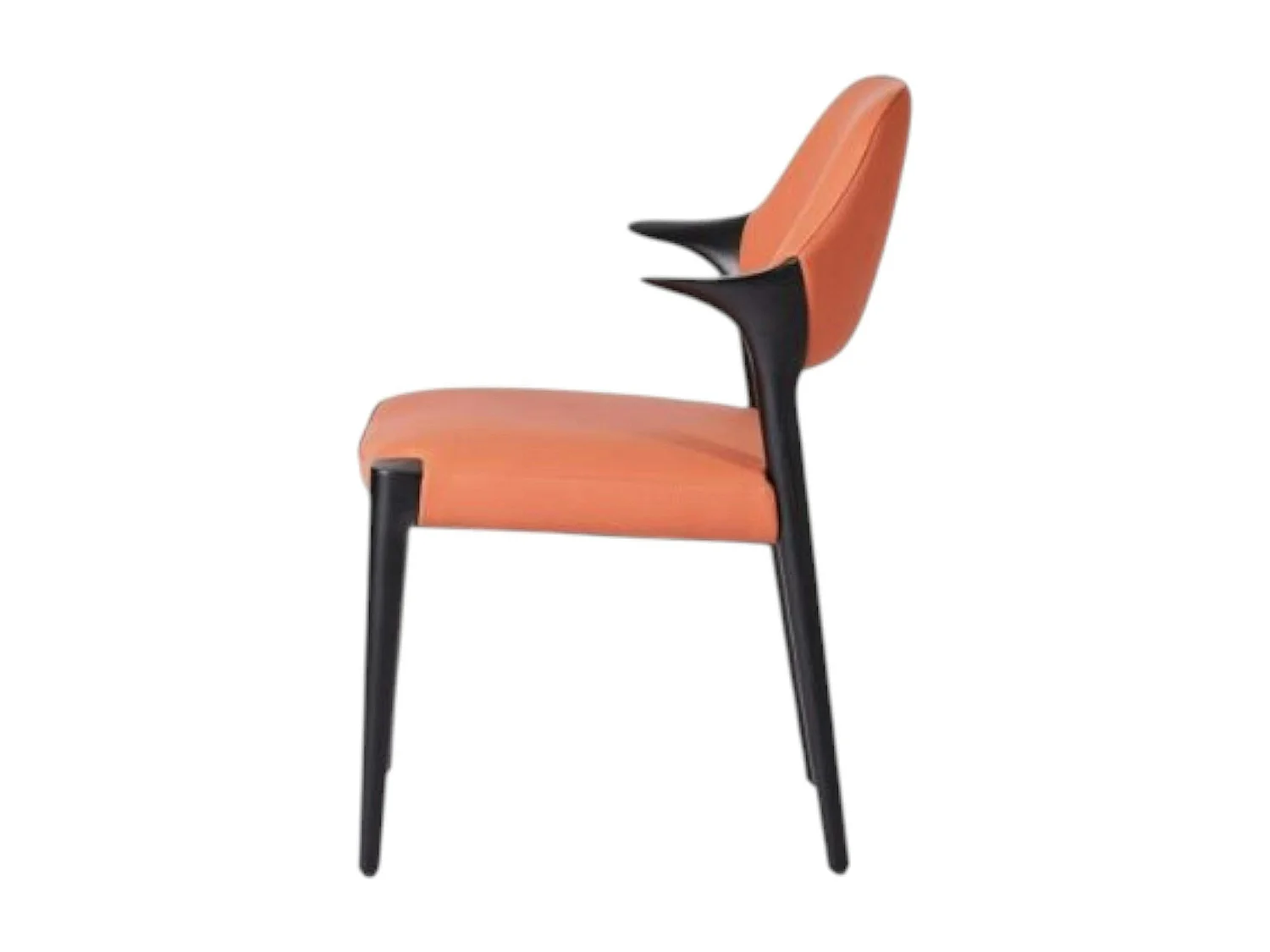 Chaise en cuir rouille design, accoudoirs bois noir ALDER